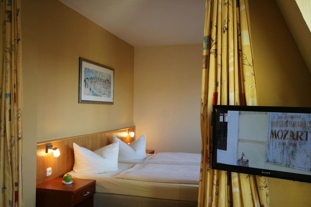 Hotel Verdi Rostock Oda fotoğraf